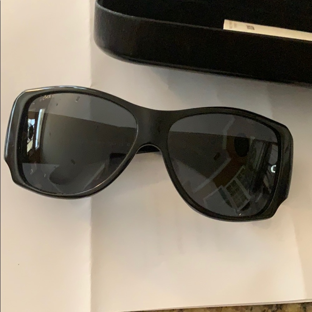 Chanel black sunglasses